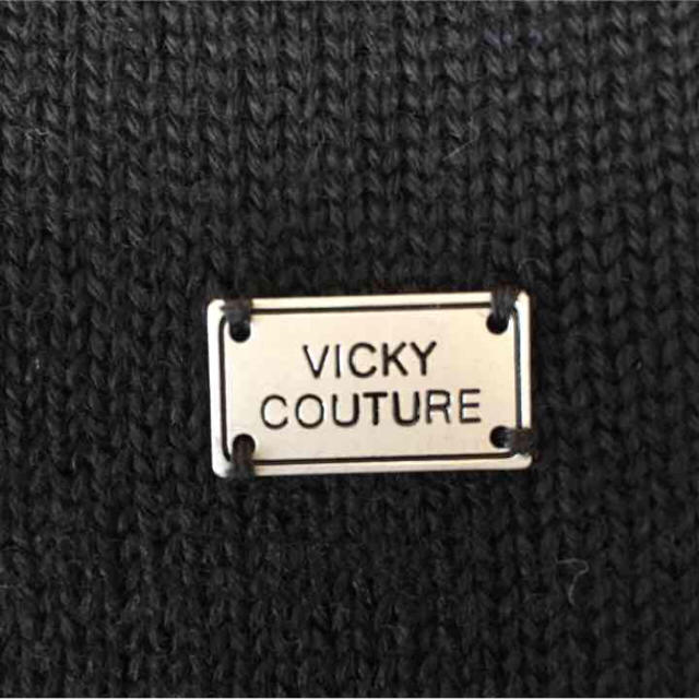 VICKY(ビッキー)のビッキー タートルネック ノースリ ニット 黒 レディースのトップス(ニット/セーター)の商品写真