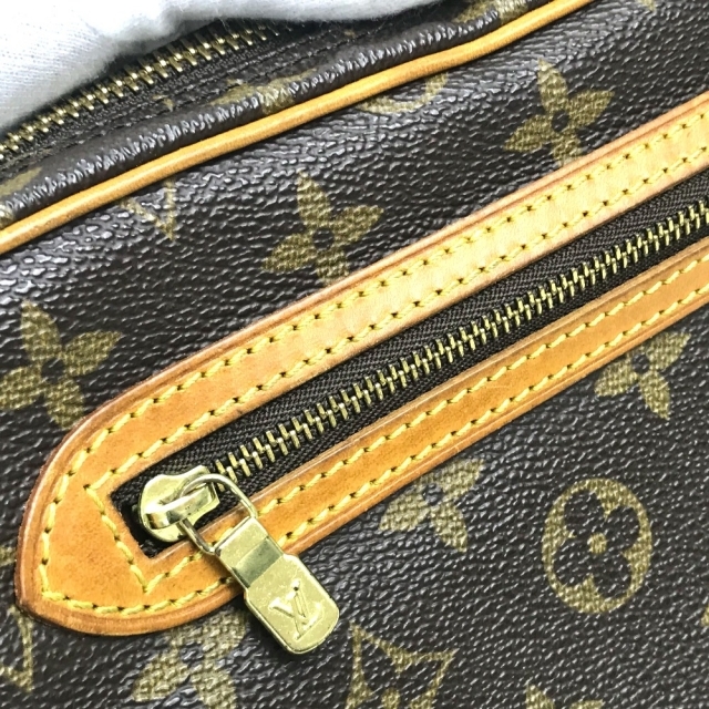 LOUIS VUITTON(ルイヴィトン)のルイヴィトン M51825 モノグラム マルリードラゴンヌ セカンドバッグ レディースのバッグ(クラッチバッグ)の商品写真