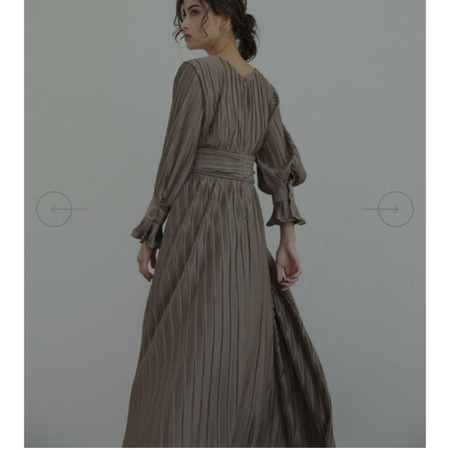rienda(リエンダ)のミエリインヴァリアント♡Verona Pleat Dress♡プリーツワンピース レディースのワンピース(ロングワンピース/マキシワンピース)の商品写真
