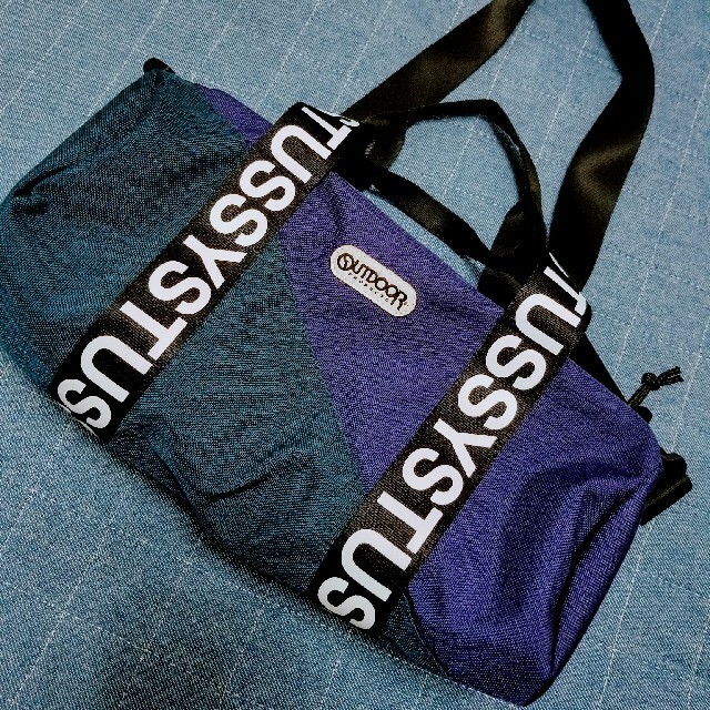 STUSSY(ステューシー)のstussy ダッフルバッグ　ボストンバッグ レディースのバッグ(ショルダーバッグ)の商品写真