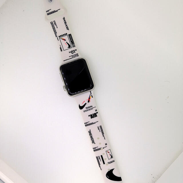 Apple Watch専用　スポーツバンド　ラバーバンド メンズの時計(ラバーベルト)の商品写真