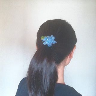 ワンコイン☆ラッピング無料☆紫陽花のヘアゴム リボンフラワー(ヘアアクセサリー)