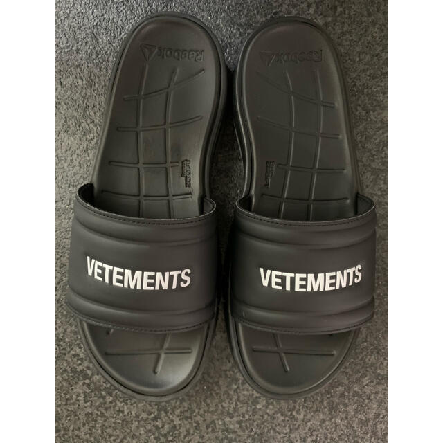 VETEMENTS Reebok サンダル