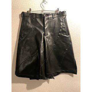 コムデギャルソンオムプリュス(COMME des GARCONS HOMME PLUS)のCOMME des GARCONS HOMME PLUS フェイクレザーショーツ(ショートパンツ)