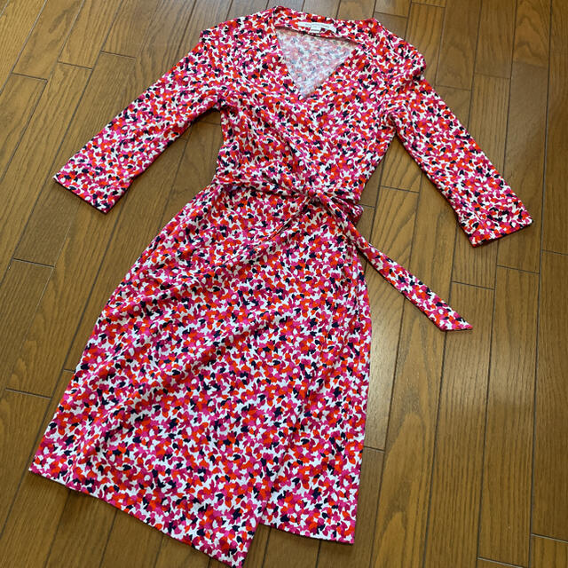 【新品】DIANE von FURSTENBERG 膝丈カシュクールワンピース