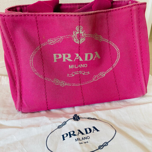 PRADA カナパ　ピンク