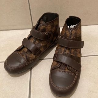 ルイヴィトン(LOUIS VUITTON)のlouis vuittonキッズ　スニーカー(スニーカー)