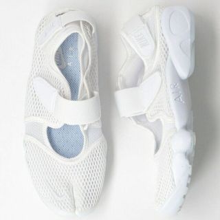 ナイキ(NIKE)のNIKE AIR RIFT  エア リフト　27cm 新品未使用(スニーカー)