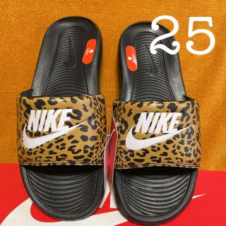 ナイキ(NIKE)の25㎝ NIKE ナイキ ビクトリー ワン スライド サンダル 新品 未使用(サンダル)