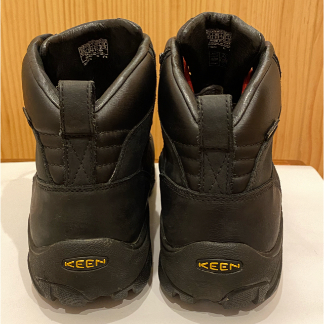 KEEN(キーン)のKEEN PYRENEES 1227 キーン ピレニーズ メンズ スニーカー メンズの靴/シューズ(スニーカー)の商品写真