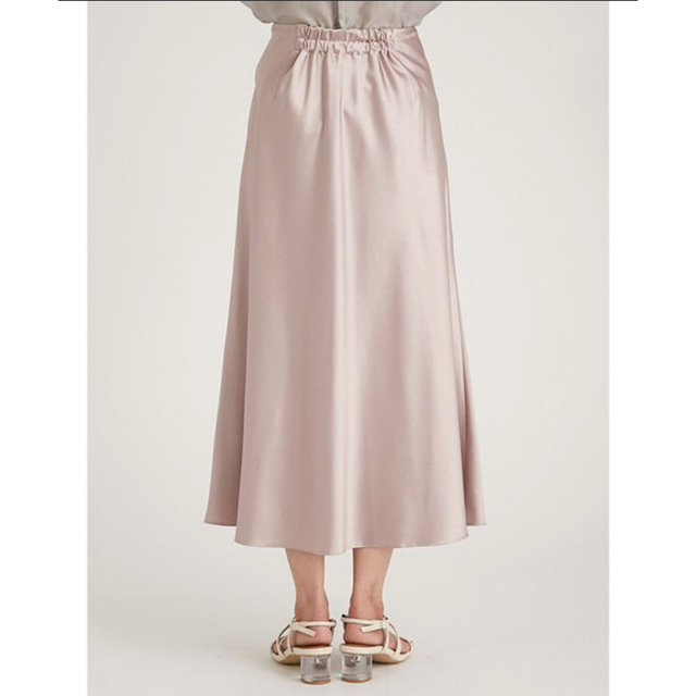 FRAY I.D(フレイアイディー)のフレイ　エンボスサテンナロースカート新品 レディースのスカート(ロングスカート)の商品写真