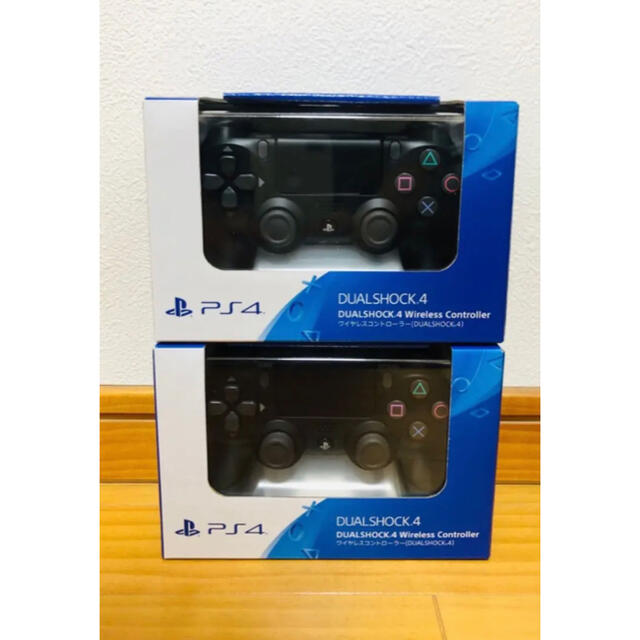 SONY(ソニー)の【新品】　SONY純正品　デュアルショックコントローラー　黒　2個 エンタメ/ホビーのゲームソフト/ゲーム機本体(その他)の商品写真