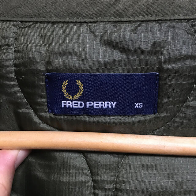 FRED PERRY(フレッドペリー)の最終値下げ　フレッドペリー　モッズコート　ダウン メンズのジャケット/アウター(モッズコート)の商品写真