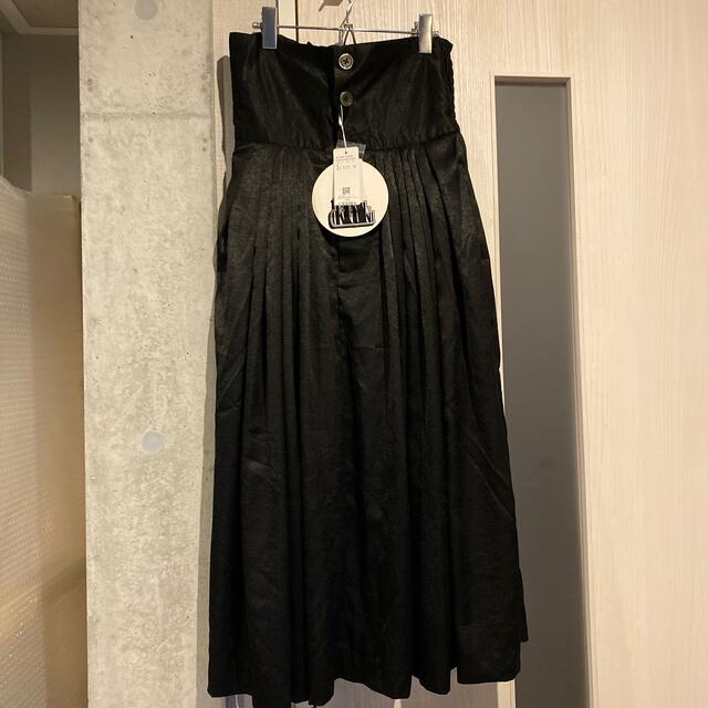 OKIRAKU(オキラク)の新品タグ付き♡OKIRAKU×ROSE BUD タックスカート レディースのスカート(ロングスカート)の商品写真