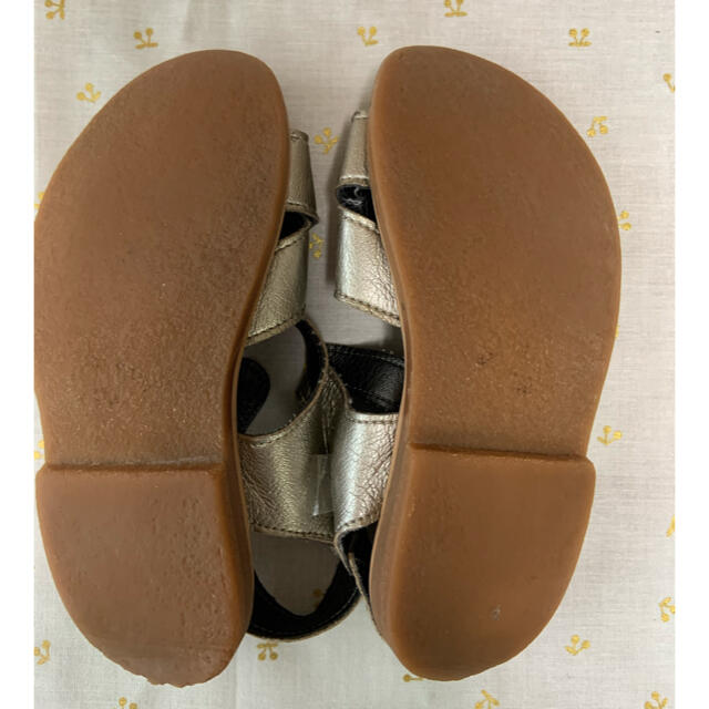 Bonpoint(ボンポワン)のレディバグキッズ　サンダル　17cm キッズ/ベビー/マタニティのキッズ靴/シューズ(15cm~)(サンダル)の商品写真