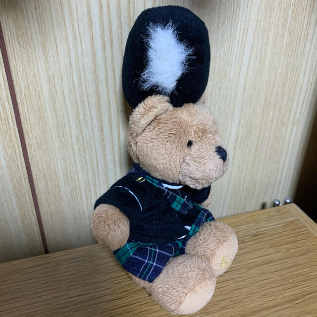 Harrods(ハロッズ)のロンドン限定品ハロッズベア　Harrods bear エンタメ/ホビーのおもちゃ/ぬいぐるみ(ぬいぐるみ)の商品写真