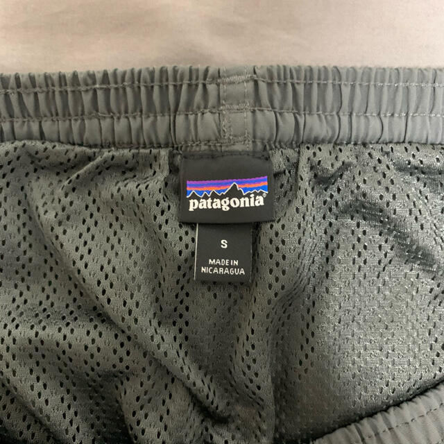 patagonia(パタゴニア)のパタゴニア バギーズショーツ 5インチ グレー S メンズのパンツ(ショートパンツ)の商品写真