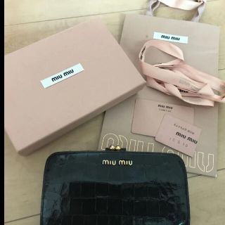 ミュウミュウ(miumiu)の箱付きMIU MIU がま口長財布(財布)