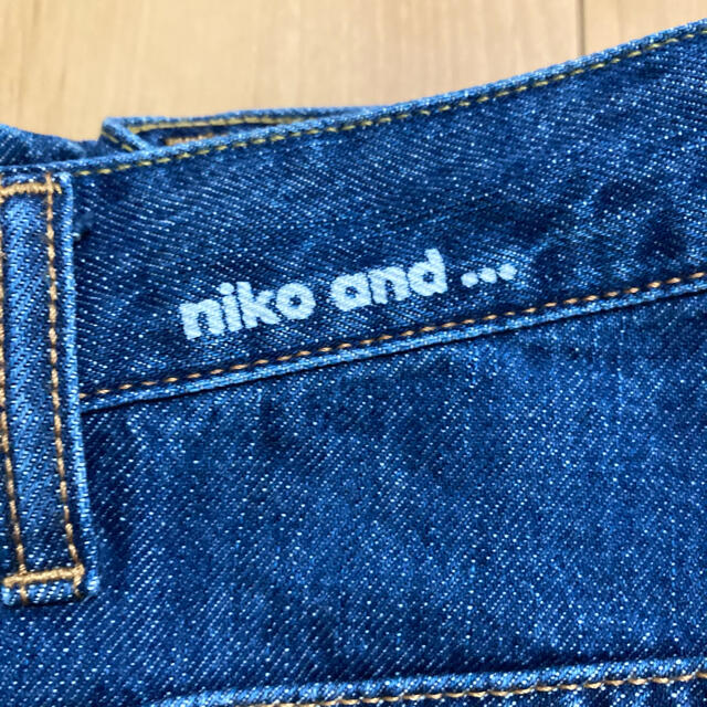 niko and...(ニコアンド)の美品　ニューテーパードアンクルデニム　ニコアンド レディースのパンツ(デニム/ジーンズ)の商品写真