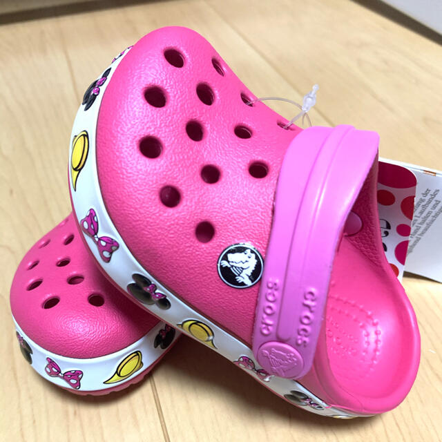 crocs(クロックス)のディズニークロックス ミニー  12cm キッズ/ベビー/マタニティのベビー靴/シューズ(~14cm)(サンダル)の商品写真