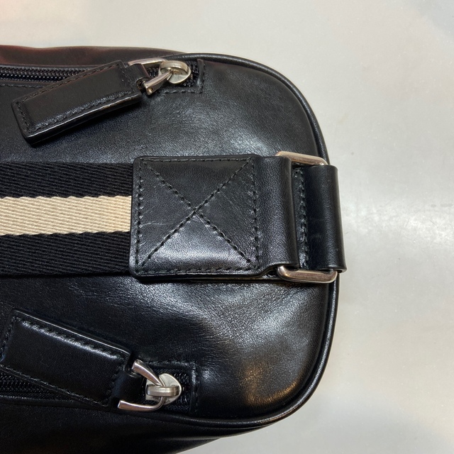 Bally(バリー)のBALLY ボディーバック メンズのバッグ(ボディーバッグ)の商品写真