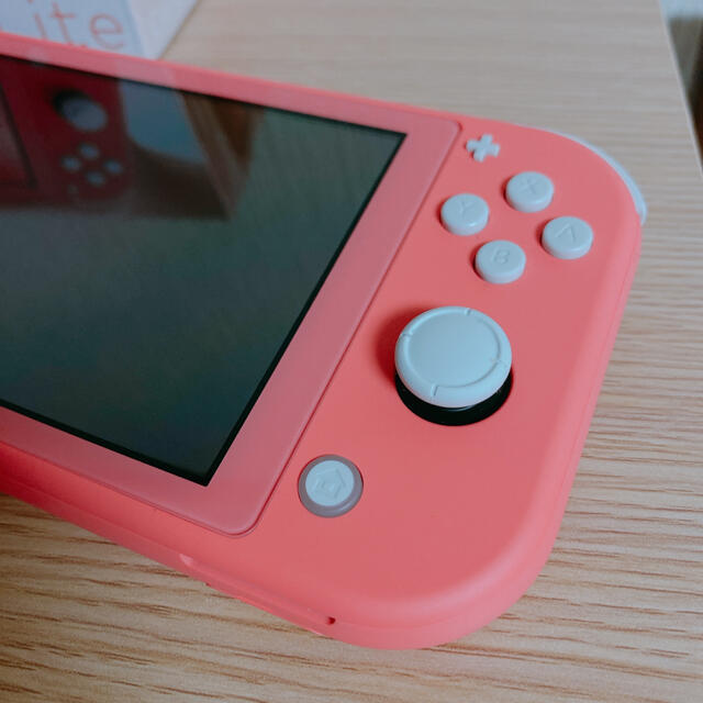 【かなり美品⭐️】Nintendo Switch Lite コーラル