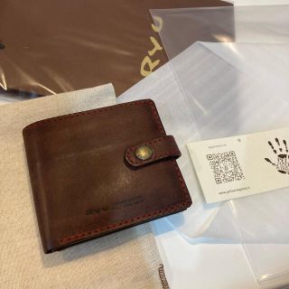 イルビゾンテ(IL BISONTE)の【早い者勝ち】Ryu  リュウ　二つ折り財布(折り財布)