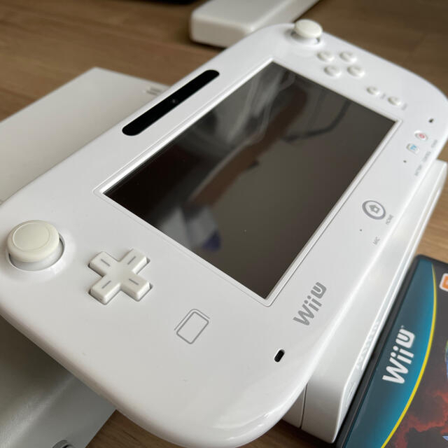 Nintendo WII Uベーシックモデル　プロコン