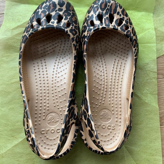 crocs(クロックス)のクロックス  女の子　w5サイズ キッズ/ベビー/マタニティのキッズ靴/シューズ(15cm~)(サンダル)の商品写真