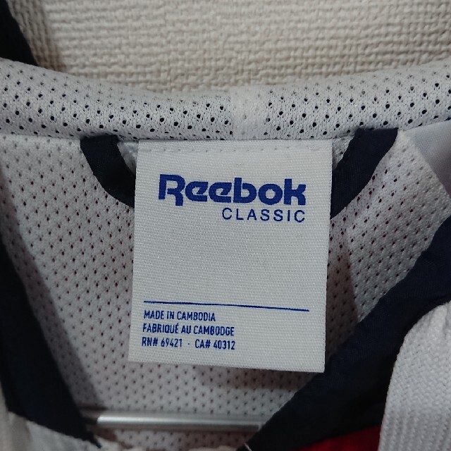 Reebok(リーボック)のリーボック  ウィンドブレーカー  M レディースのジャケット/アウター(ナイロンジャケット)の商品写真