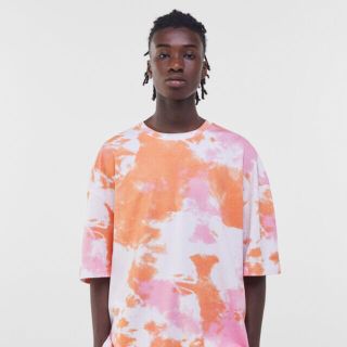 ベルシュカ(Bershka)のBershka タイダイプリント　Tシャツ　XLサイズ　新品未使用(Tシャツ/カットソー(半袖/袖なし))