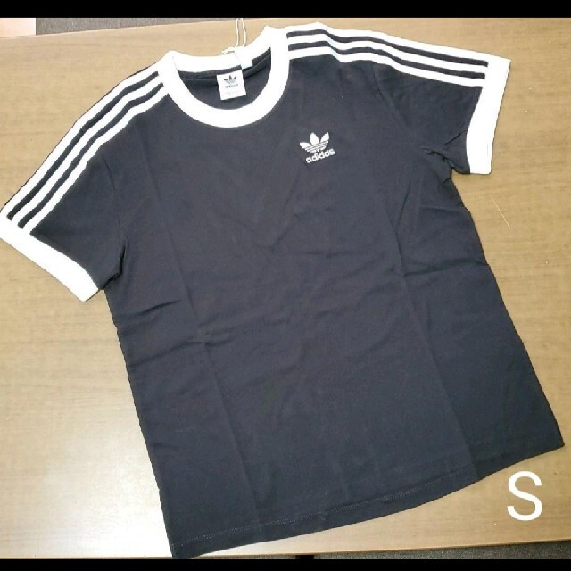 adidas(アディダス)の新品☆adidas☆アディダス☆オリジナルス☆レディース☆Tシャツ☆3ストライプ レディースのトップス(Tシャツ(半袖/袖なし))の商品写真