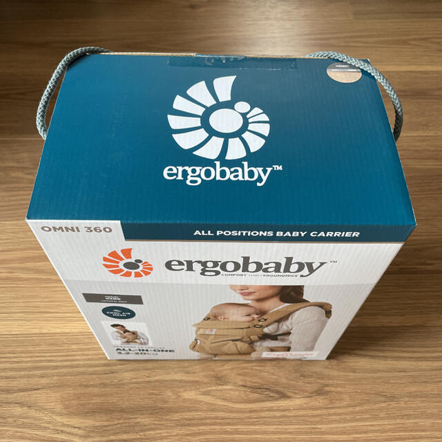 Ergobaby(エルゴベビー)の日本正規品　エルゴ オムニ360 クールエア　デザート　ベージュ　抱っこ紐 キッズ/ベビー/マタニティの外出/移動用品(抱っこひも/おんぶひも)の商品写真