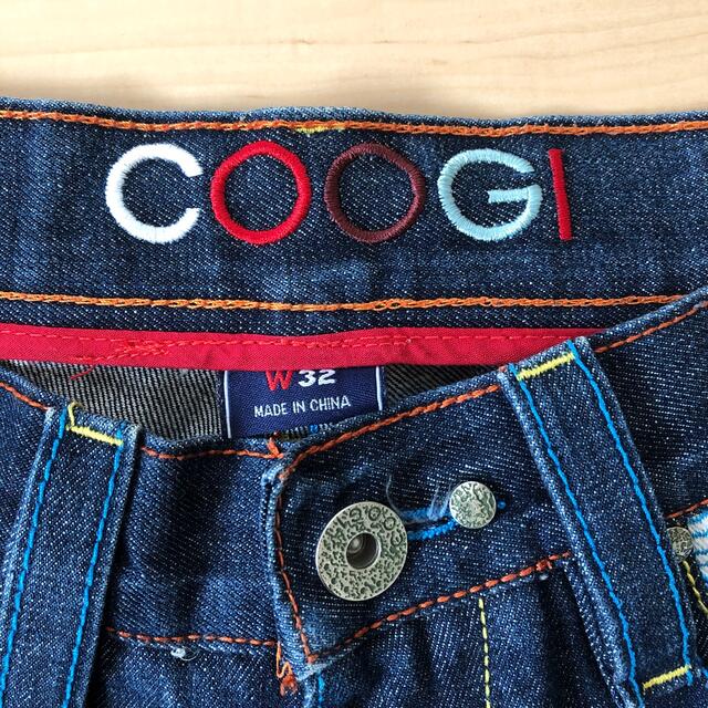 COOGI(クージー)のクージー　メンズ　刺繍ハーフパンツ　ハーフデニム メンズのパンツ(デニム/ジーンズ)の商品写真