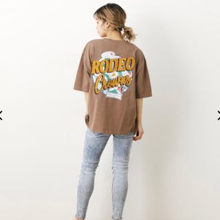 ロデオクラウンズ(RODEO CROWNS)のお値下げ中！ロデオクラウンズ　今季新品　Tシャツ(Tシャツ(半袖/袖なし))