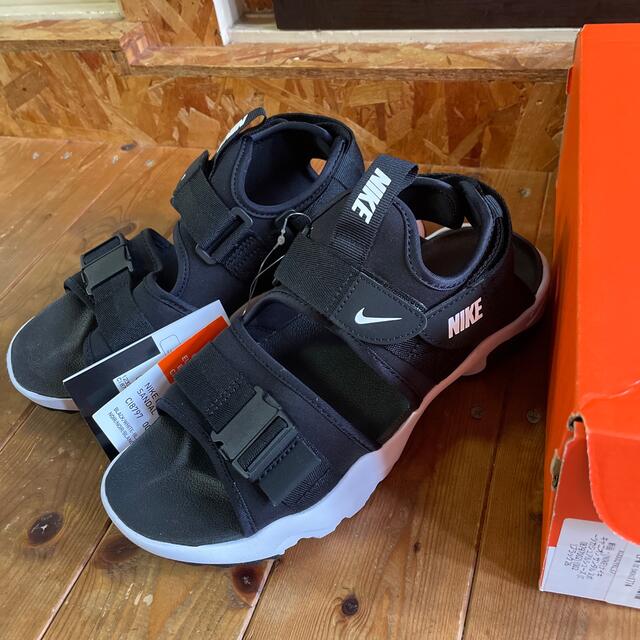 NIKE(ナイキ)のNIKE キャニオン　スポーツサンダル　ブラック　26.0 新品 メンズの靴/シューズ(サンダル)の商品写真