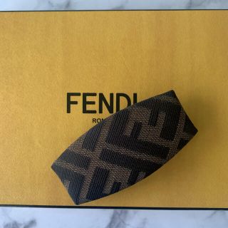 フェンディ(FENDI)のFENDI フェンディ ズッカ バレッタ お値下げ中(バレッタ/ヘアクリップ)