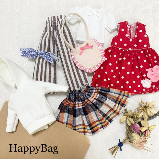 ＊リカちゃんサイズ服＊HAPPYBAG7点セット