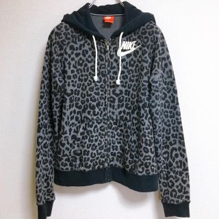 【M】新品 NIKE パーカー スウェット レオパード ヒョウ柄 ウィメンズ 白