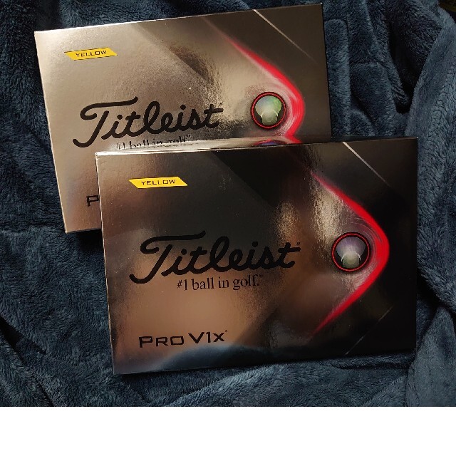 Titleist(タイトリスト)のtitleist　PRO  V1X イエロー　ゴルフボール　２ダースセット スポーツ/アウトドアのゴルフ(その他)の商品写真