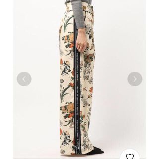 美品【UNITED TOKYO】ホクサイパンツ 北斎 ベージュ