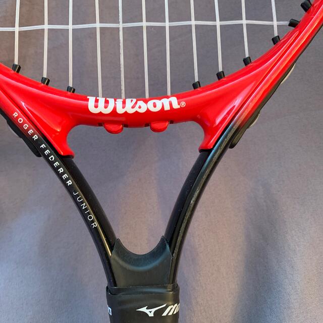 wilson(ウィルソン)のWilson ROGER FEDERER ジュニアラケット21インチ スポーツ/アウトドアのテニス(ラケット)の商品写真