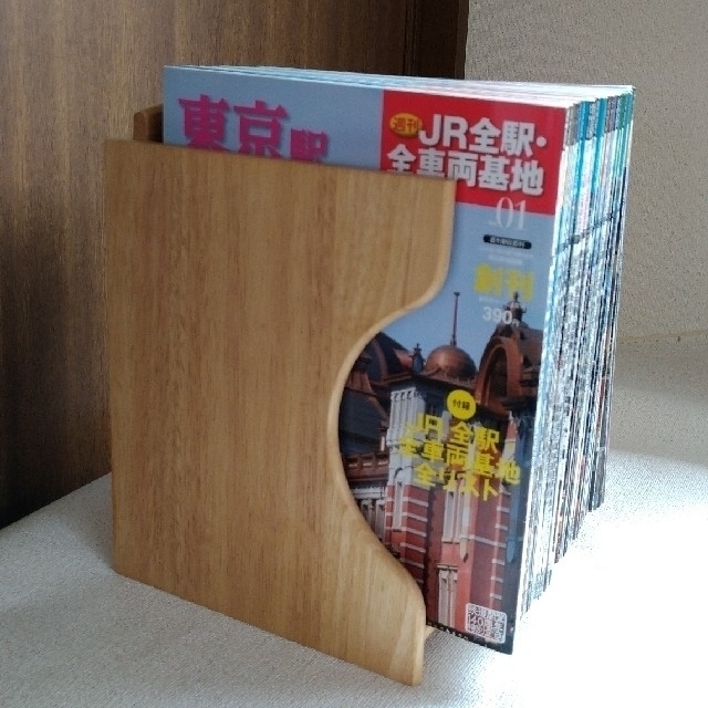 JR全駅・全車両基地　全60巻　鉄道開業140周年特別企画  エンタメ/ホビーの雑誌(趣味/スポーツ)の商品写真