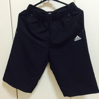 アディダス(adidas)のadidas ハーフパンツ(ショートパンツ)