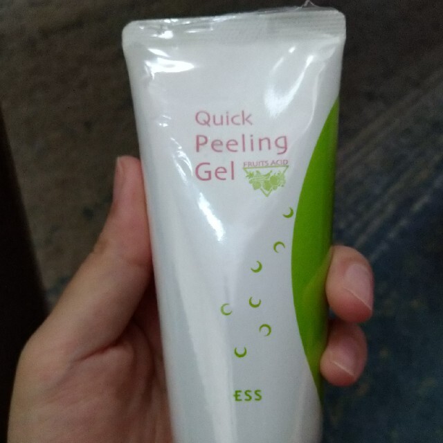 専用！【ESS】Quick Peeling Gel コスメ/美容のスキンケア/基礎化粧品(ゴマージュ/ピーリング)の商品写真