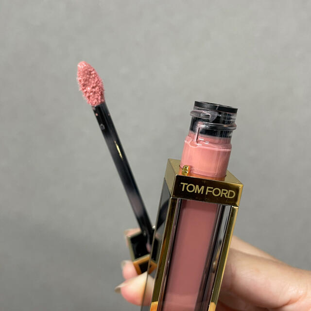 TOM FORD(トムフォード)のTOM FORD BEAUTY リップグロス コスメ/美容のベースメイク/化粧品(リップグロス)の商品写真