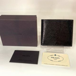 プラダ(PRADA)の【美品 プラダ】リザードレザー 札入れ NERO(折り財布)