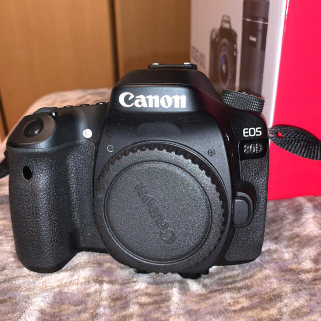 Canon(キヤノン)の［たーさん様専用］canon eos80D スマホ/家電/カメラのカメラ(デジタル一眼)の商品写真