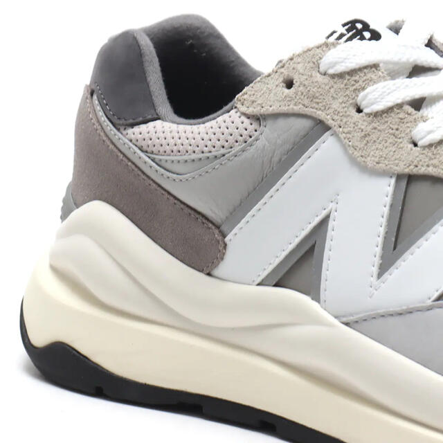 New Balance(ニューバランス)の27.5 New Balance M5740TA グレー Gray メンズの靴/シューズ(スニーカー)の商品写真