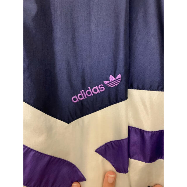 adidas(アディダス)のadidas ナイロンジャケット　紫 メンズのジャケット/アウター(ナイロンジャケット)の商品写真